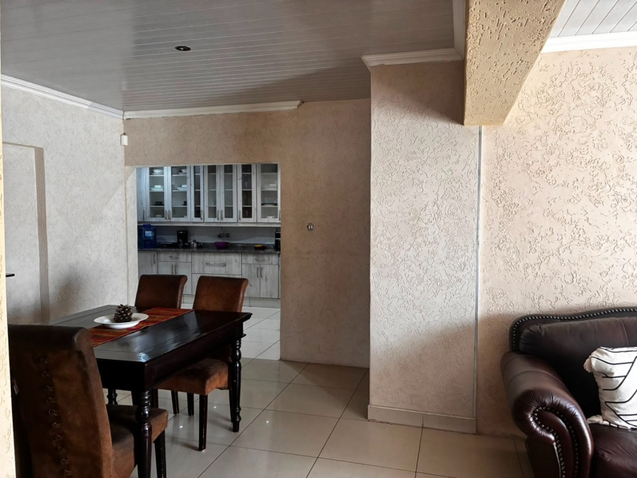 10 Bedroom Property for Sale in Amajuba Park KwaZulu-Natal