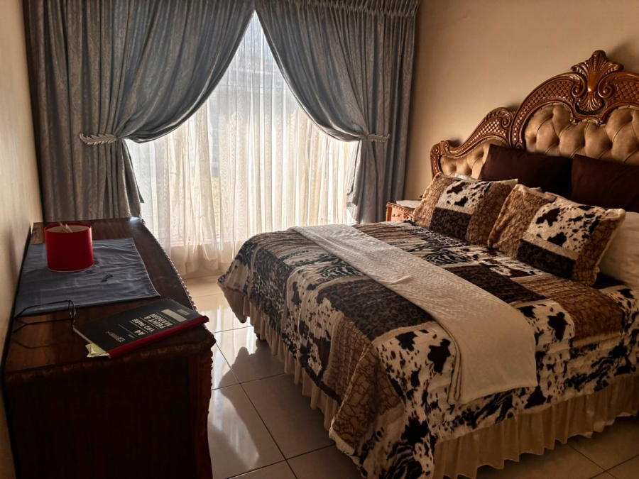 10 Bedroom Property for Sale in Amajuba Park KwaZulu-Natal