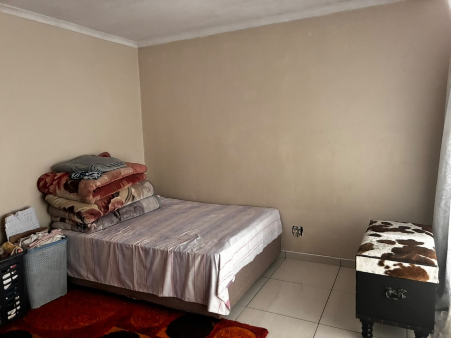 10 Bedroom Property for Sale in Amajuba Park KwaZulu-Natal