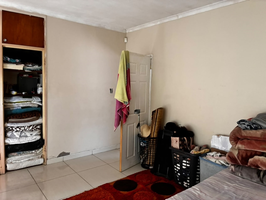 10 Bedroom Property for Sale in Amajuba Park KwaZulu-Natal