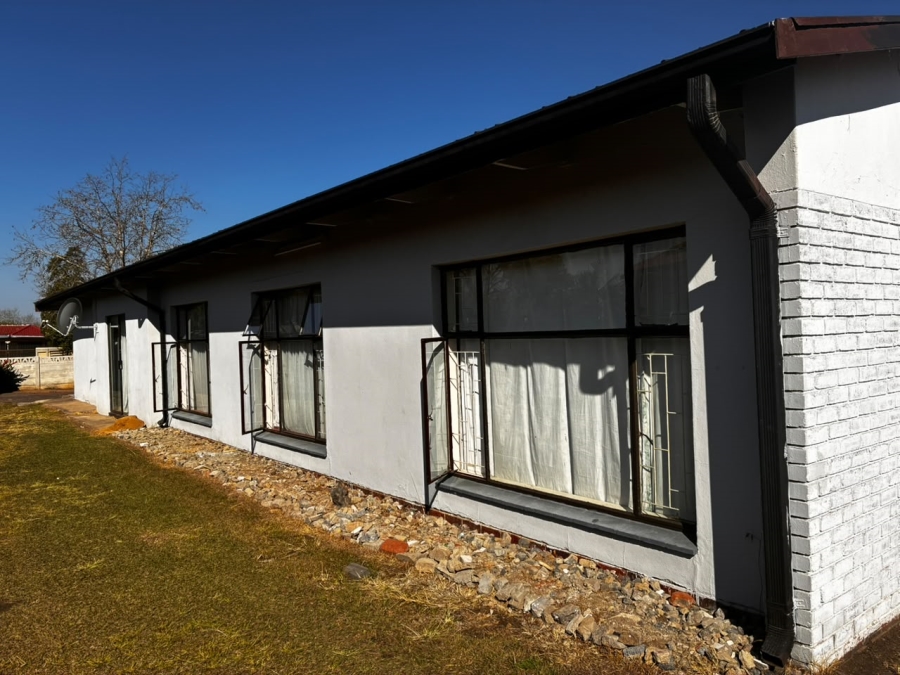 10 Bedroom Property for Sale in Amajuba Park KwaZulu-Natal