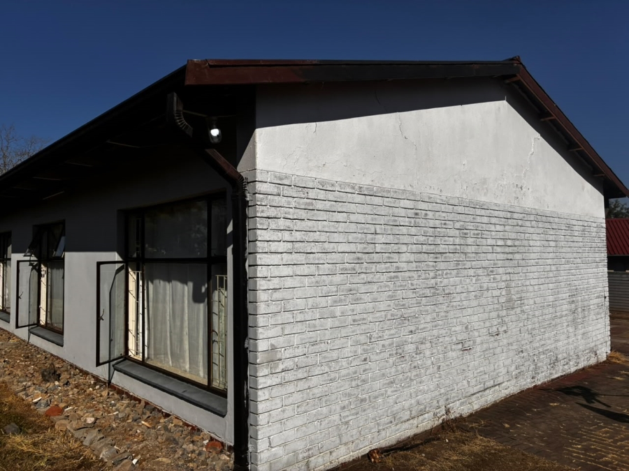 10 Bedroom Property for Sale in Amajuba Park KwaZulu-Natal