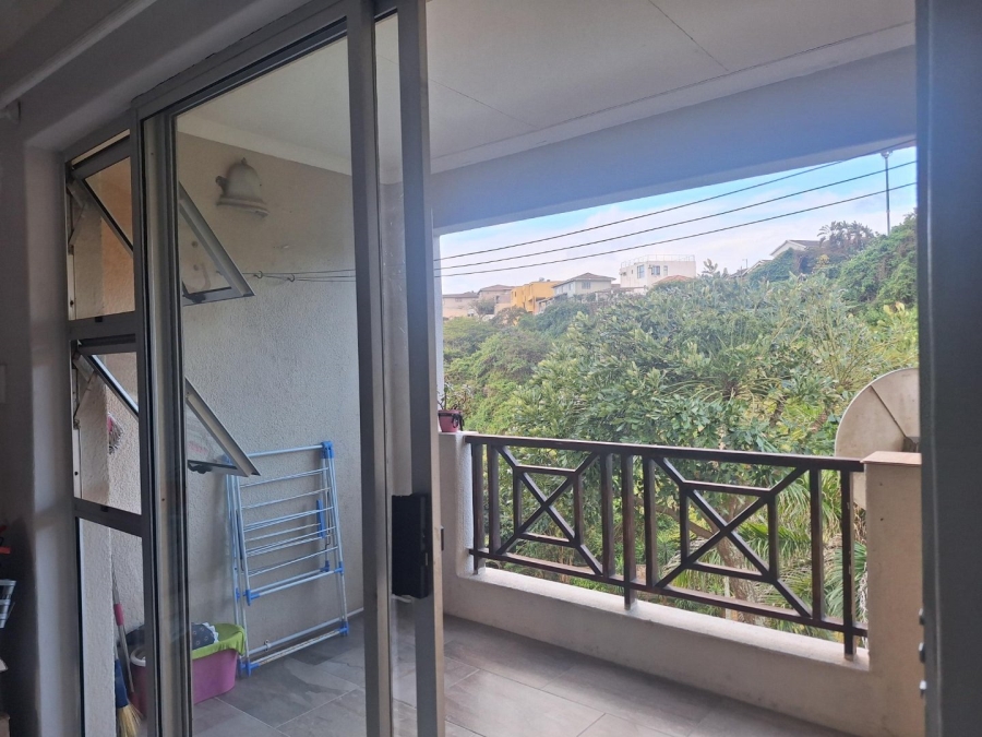 To Let 1 Bedroom Property for Rent in Bluff KwaZulu-Natal