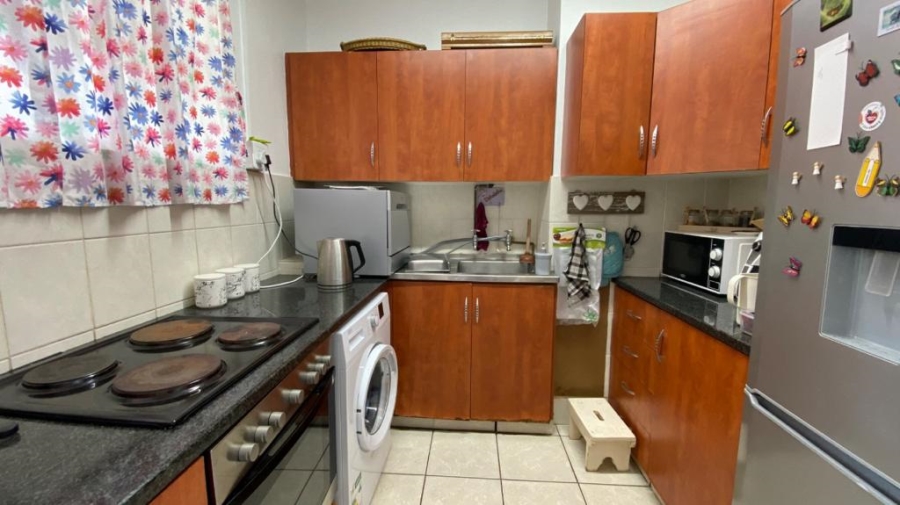 1 Bedroom Property for Sale in Glenwood KwaZulu-Natal