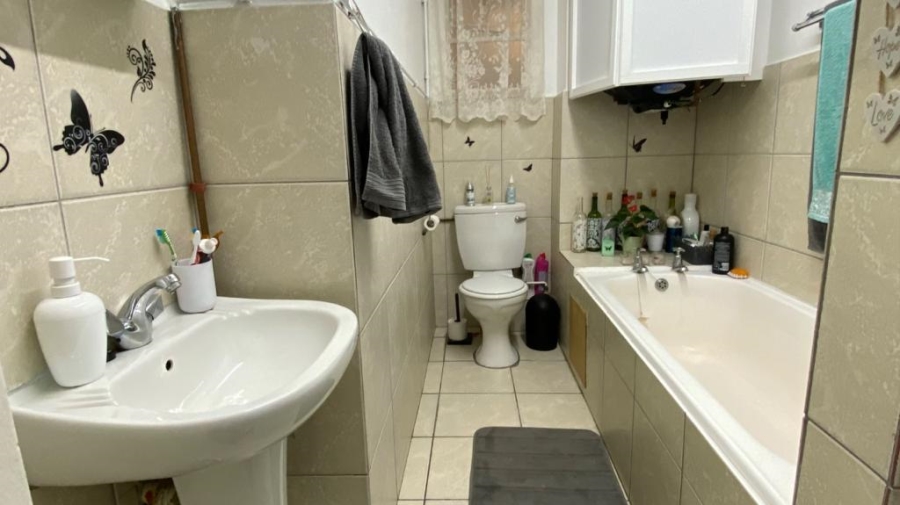 1 Bedroom Property for Sale in Glenwood KwaZulu-Natal