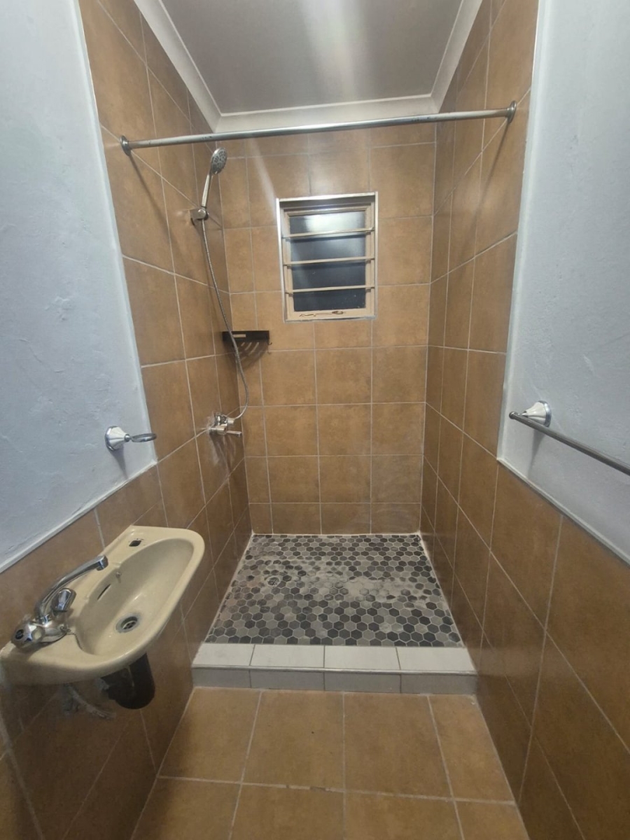 To Let 2 Bedroom Property for Rent in Merewent KwaZulu-Natal