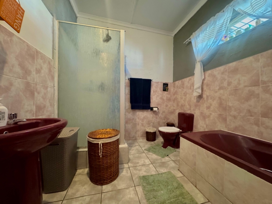 3 Bedroom Property for Sale in Utrecht KwaZulu-Natal