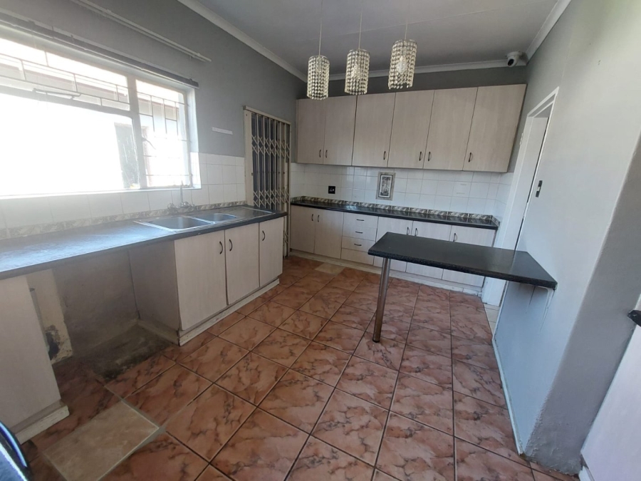 To Let 4 Bedroom Property for Rent in Pioneer Park KwaZulu-Natal