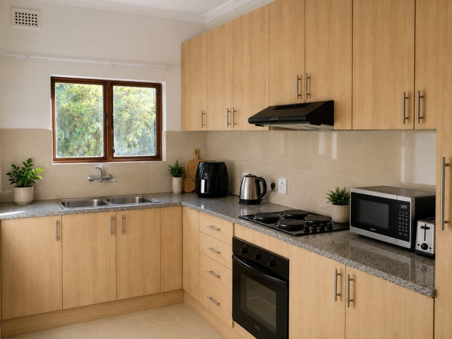 To Let 2 Bedroom Property for Rent in Kloof KwaZulu-Natal