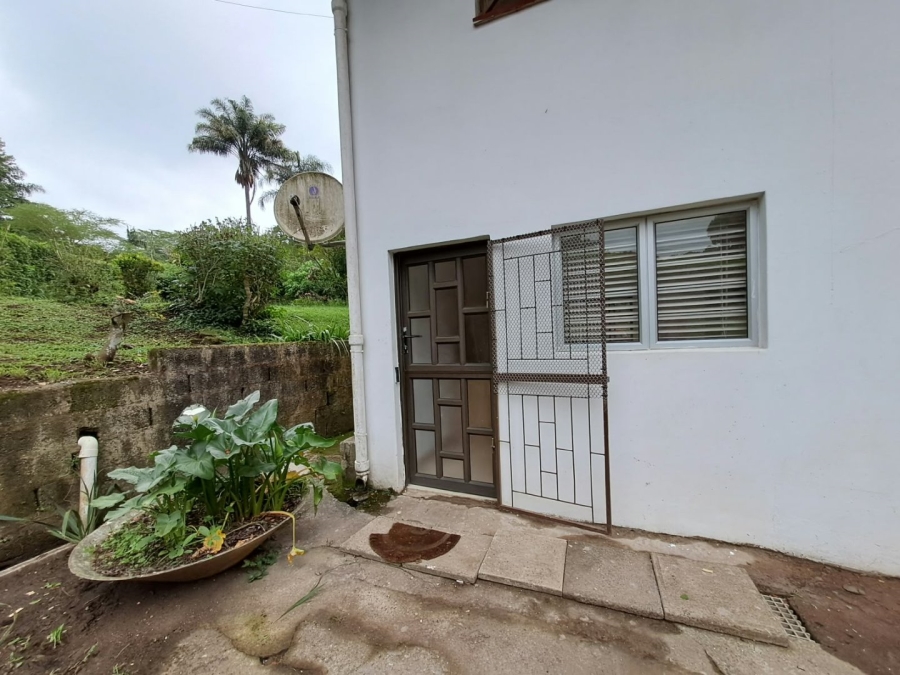 To Let 2 Bedroom Property for Rent in Kloof KwaZulu-Natal