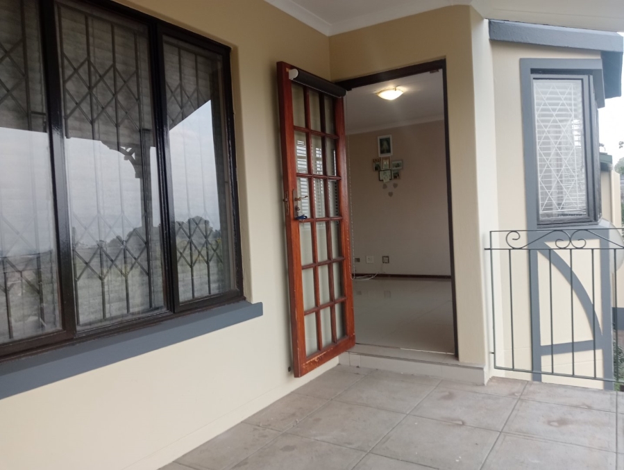 To Let 2 Bedroom Property for Rent in The Wolds KwaZulu-Natal