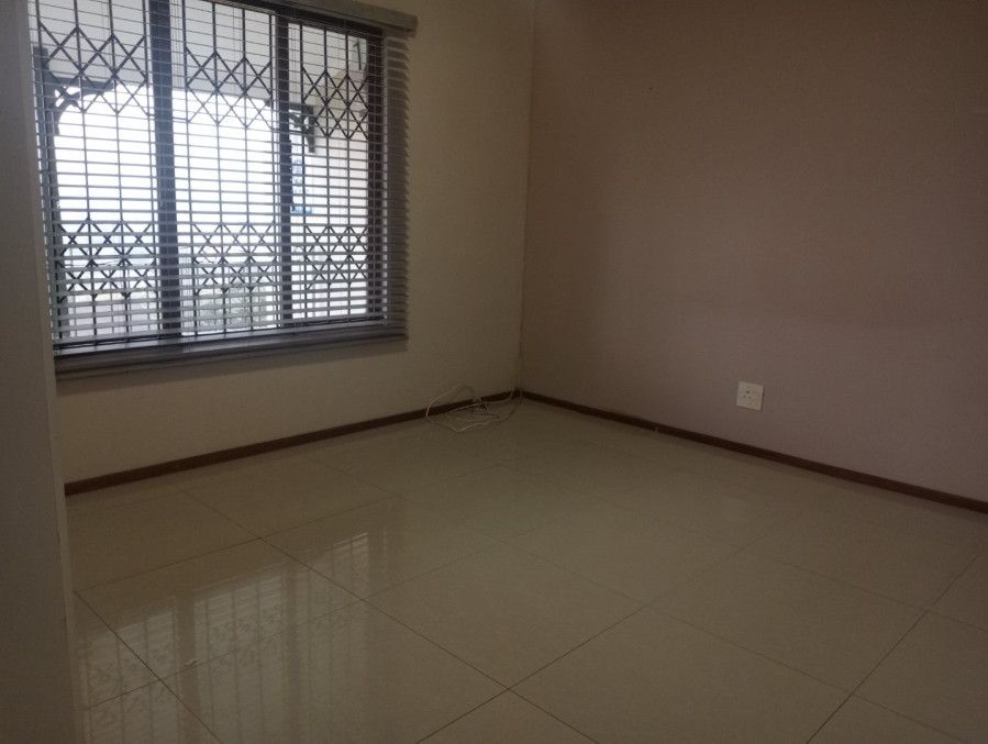 To Let 2 Bedroom Property for Rent in The Wolds KwaZulu-Natal