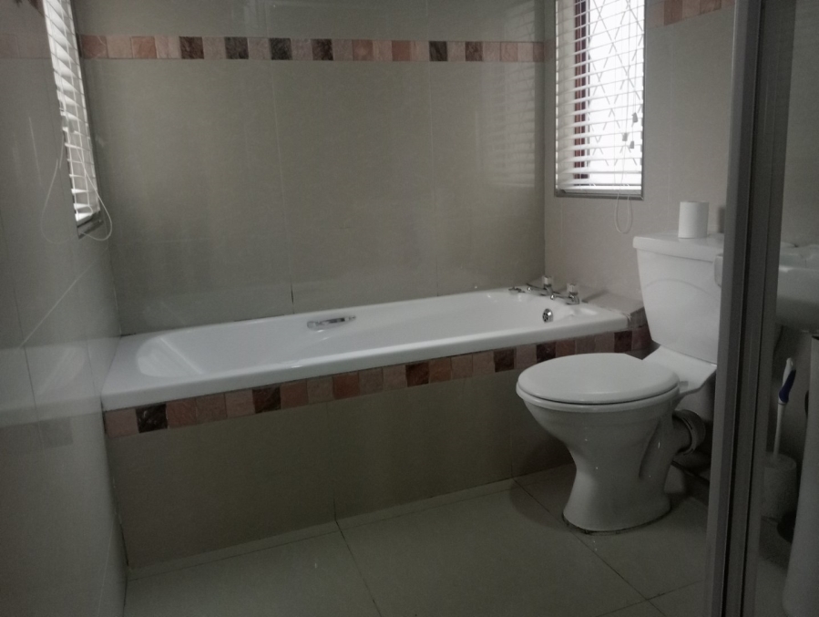 To Let 2 Bedroom Property for Rent in The Wolds KwaZulu-Natal