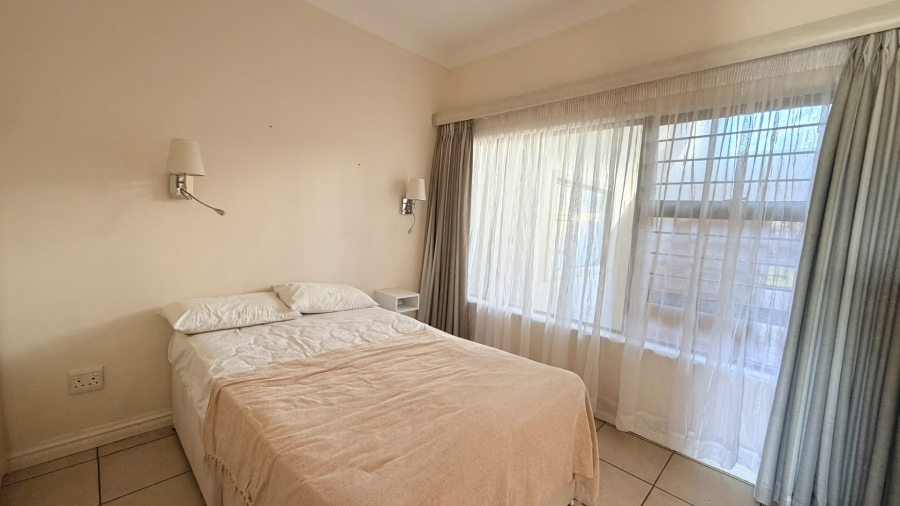 2 Bedroom Property for Sale in Uvongo KwaZulu-Natal