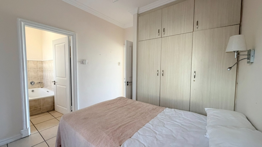 2 Bedroom Property for Sale in Uvongo KwaZulu-Natal