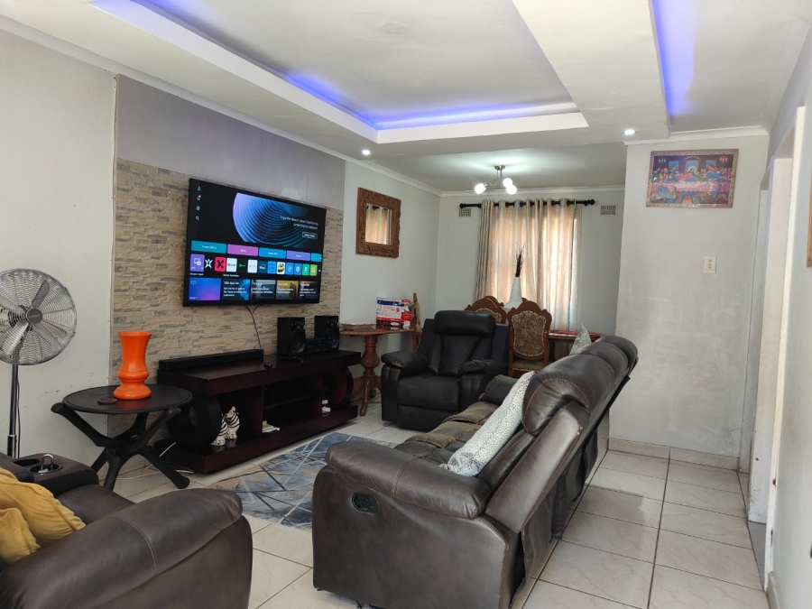 2 Bedroom Property for Sale in Inanda KwaZulu-Natal