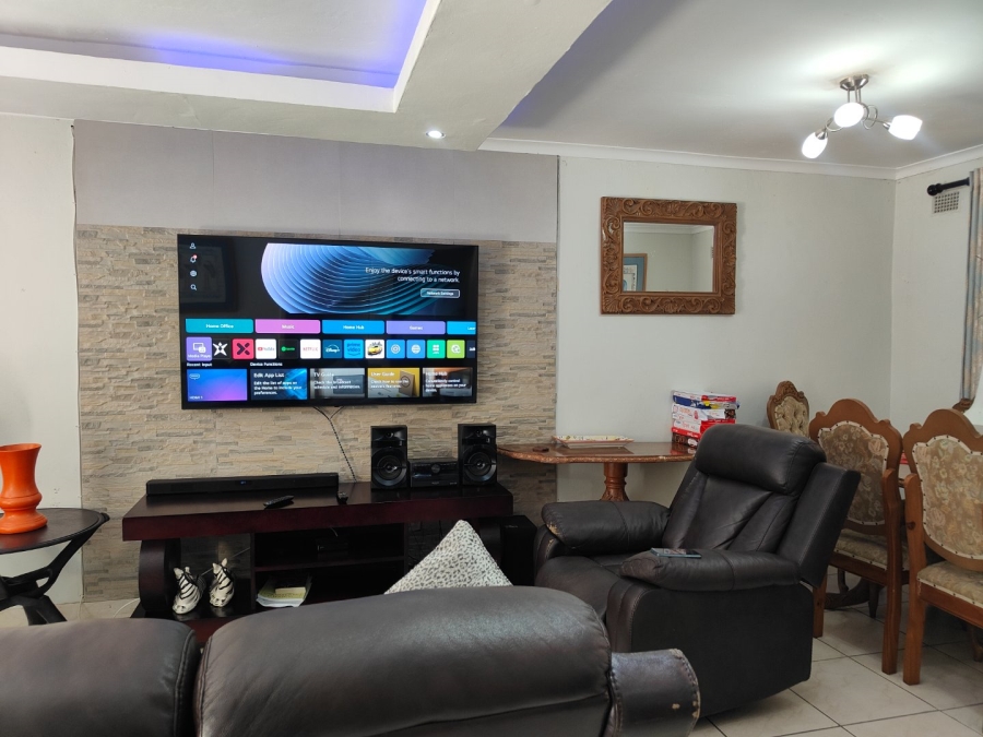 2 Bedroom Property for Sale in Inanda KwaZulu-Natal