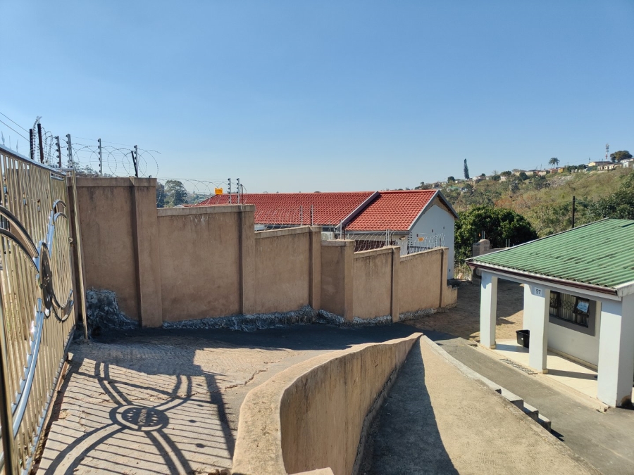 2 Bedroom Property for Sale in Inanda KwaZulu-Natal