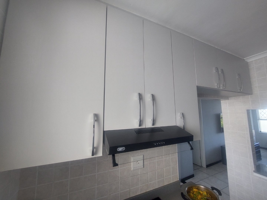 2 Bedroom Property for Sale in Morningside KwaZulu-Natal