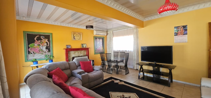 4 Bedroom Property for Sale in Lennoxton KwaZulu-Natal
