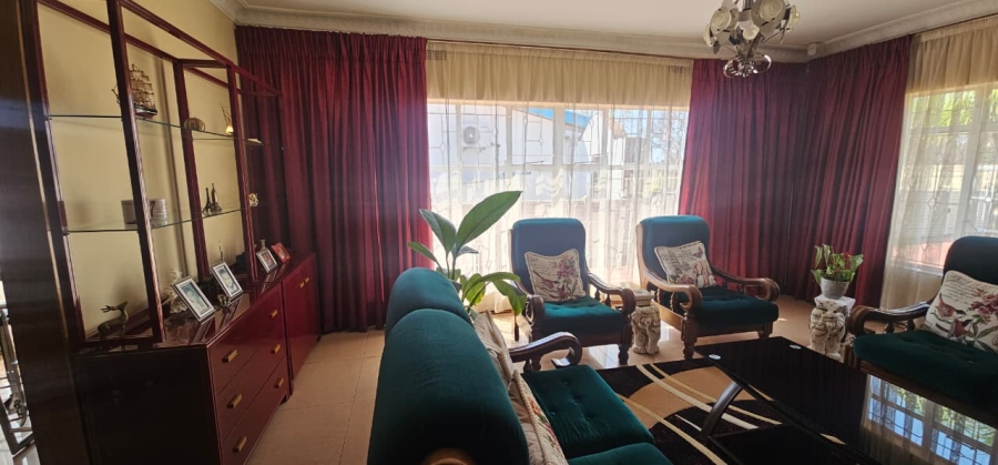 4 Bedroom Property for Sale in Lennoxton KwaZulu-Natal