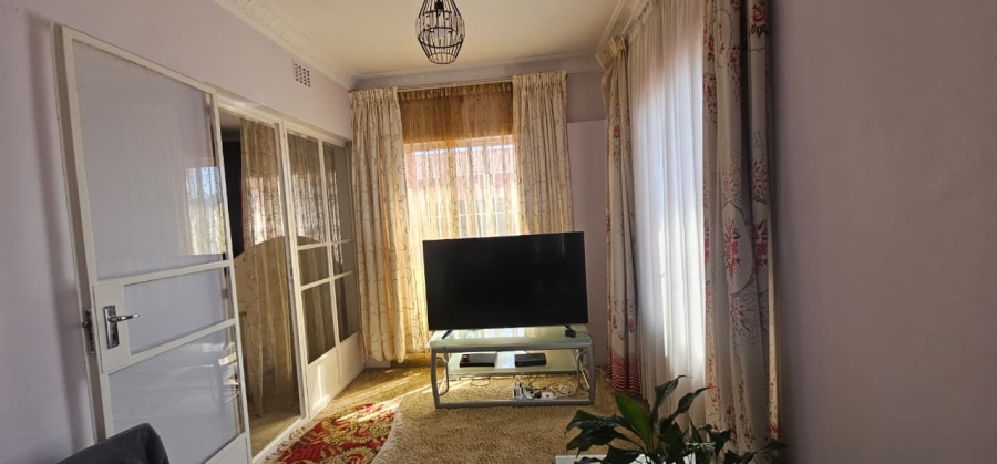 4 Bedroom Property for Sale in Lennoxton KwaZulu-Natal