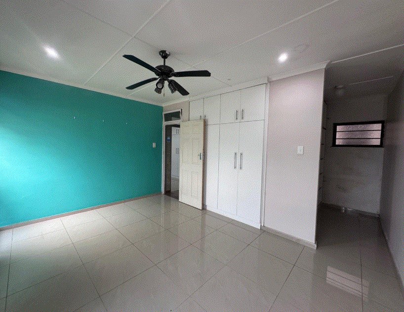 2 Bedroom Property for Sale in Woodhaven KwaZulu-Natal