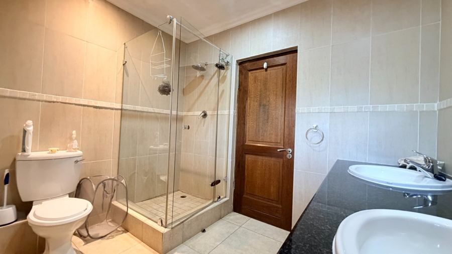 4 Bedroom Property for Sale in Ramsgate KwaZulu-Natal