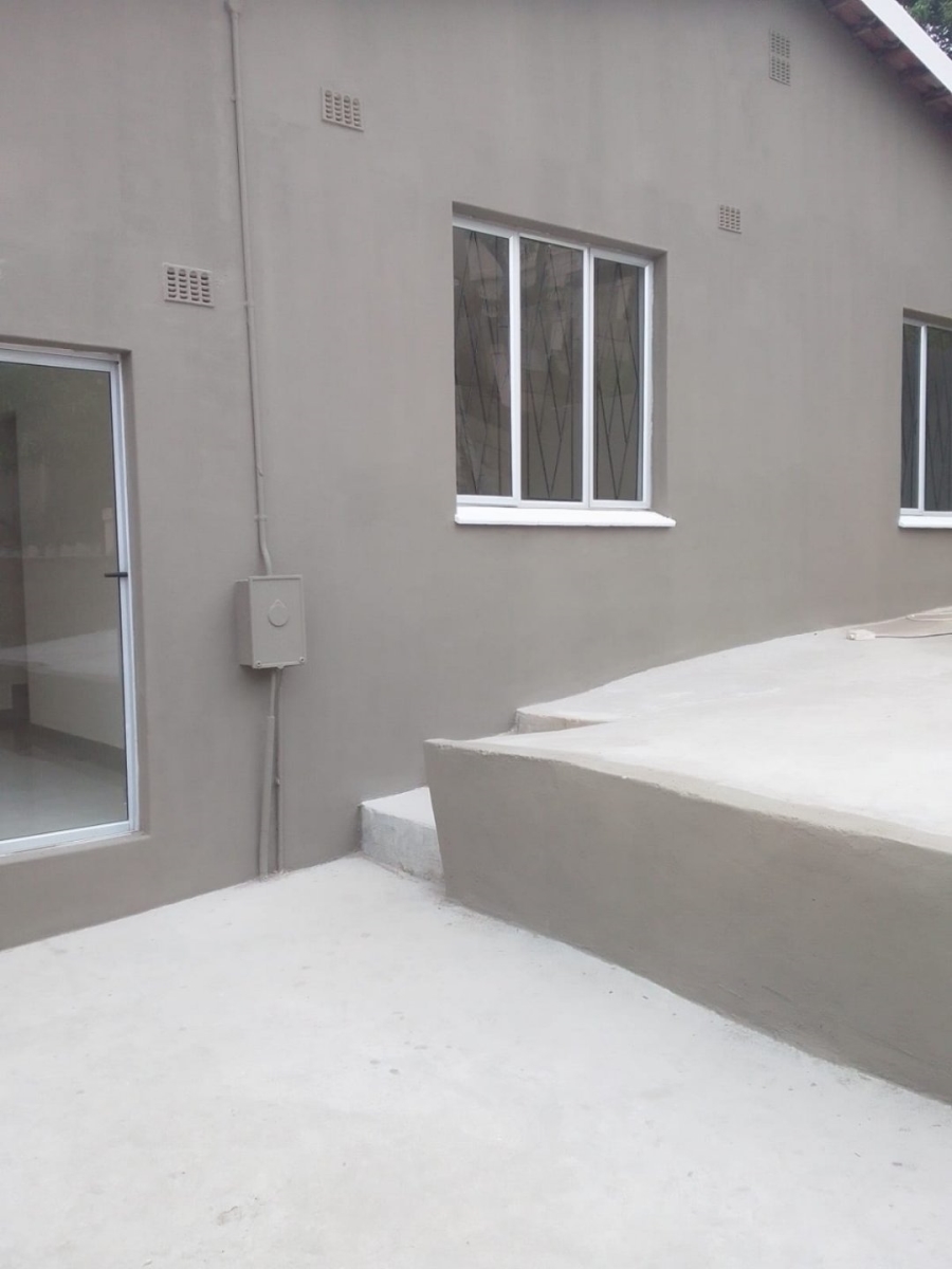 5 Bedroom Property for Sale in Kenville KwaZulu-Natal