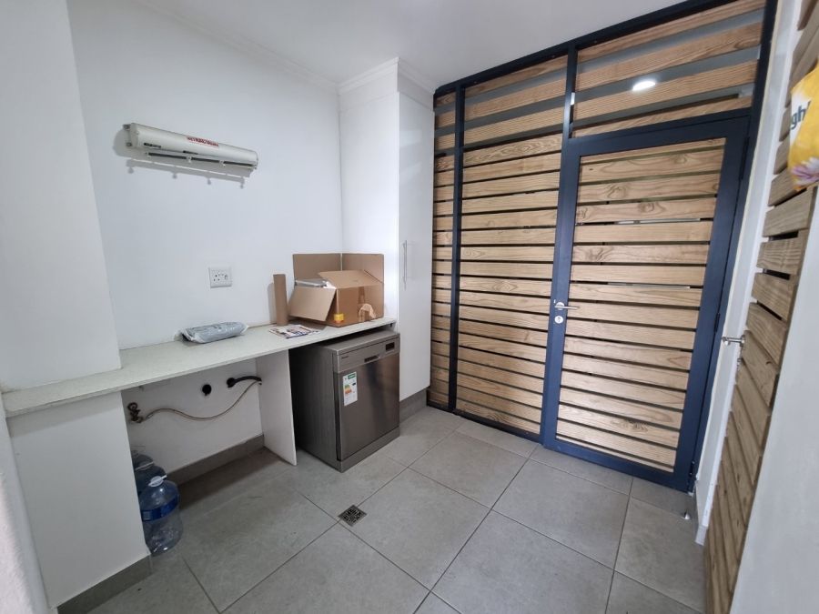 2 Bedroom Property for Sale in New Town Centre KwaZulu-Natal