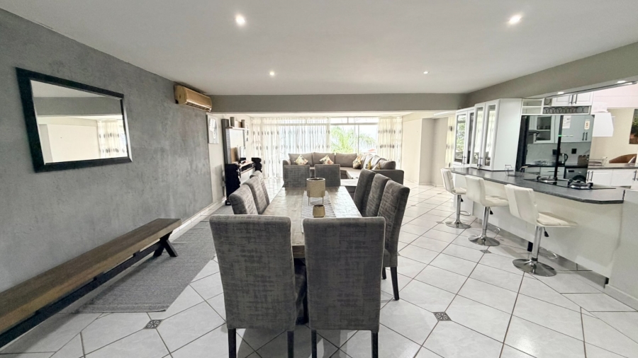 4 Bedroom Property for Sale in Margate Beach KwaZulu-Natal