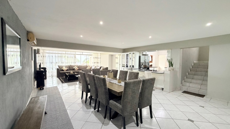 4 Bedroom Property for Sale in Margate Beach KwaZulu-Natal