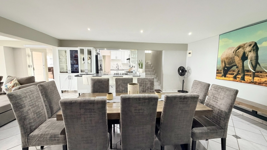 4 Bedroom Property for Sale in Margate Beach KwaZulu-Natal