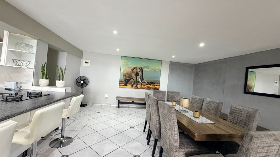 4 Bedroom Property for Sale in Margate Beach KwaZulu-Natal