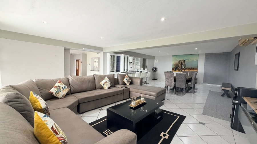 4 Bedroom Property for Sale in Margate Beach KwaZulu-Natal