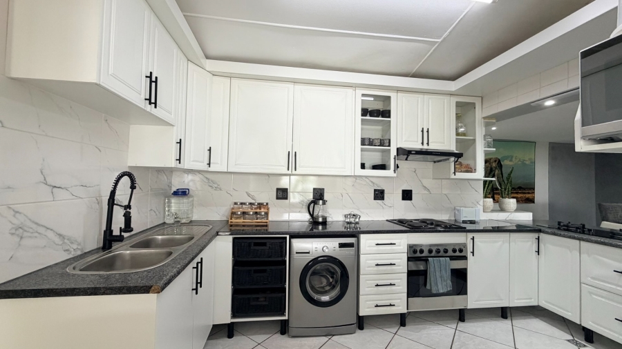 4 Bedroom Property for Sale in Margate Beach KwaZulu-Natal