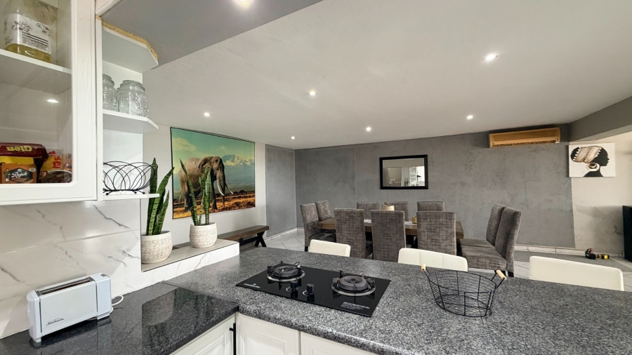 4 Bedroom Property for Sale in Margate Beach KwaZulu-Natal
