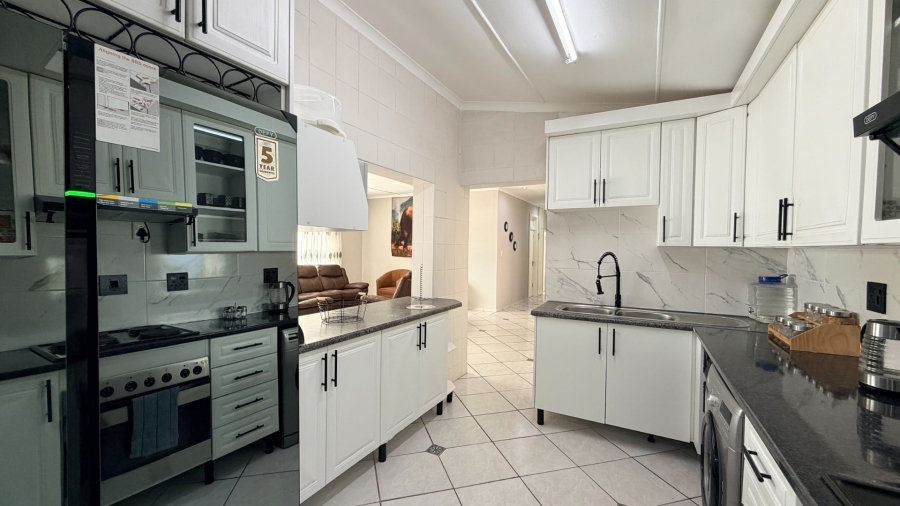 4 Bedroom Property for Sale in Margate Beach KwaZulu-Natal
