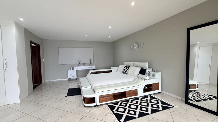 4 Bedroom Property for Sale in Margate Beach KwaZulu-Natal
