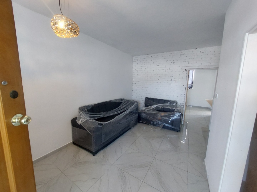 To Let 2 Bedroom Property for Rent in Scottsville KwaZulu-Natal