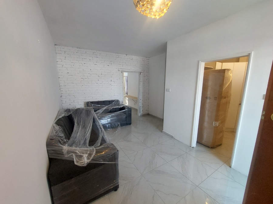 To Let 2 Bedroom Property for Rent in Scottsville KwaZulu-Natal