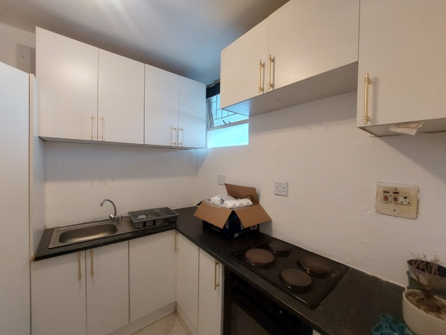 To Let 2 Bedroom Property for Rent in Scottsville KwaZulu-Natal