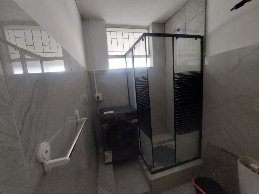 To Let 2 Bedroom Property for Rent in Scottsville KwaZulu-Natal