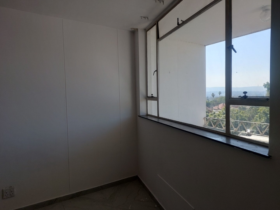To Let 2 Bedroom Property for Rent in Scottsville KwaZulu-Natal