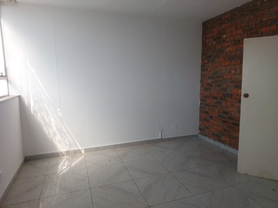 To Let 2 Bedroom Property for Rent in Scottsville KwaZulu-Natal