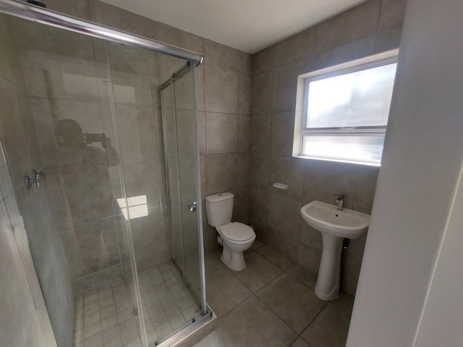To Let 1 Bedroom Property for Rent in Chase Valley KwaZulu-Natal