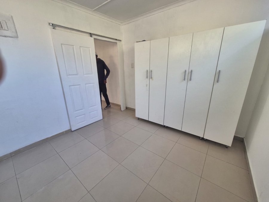 To Let 2 Bedroom Property for Rent in Silverglen KwaZulu-Natal