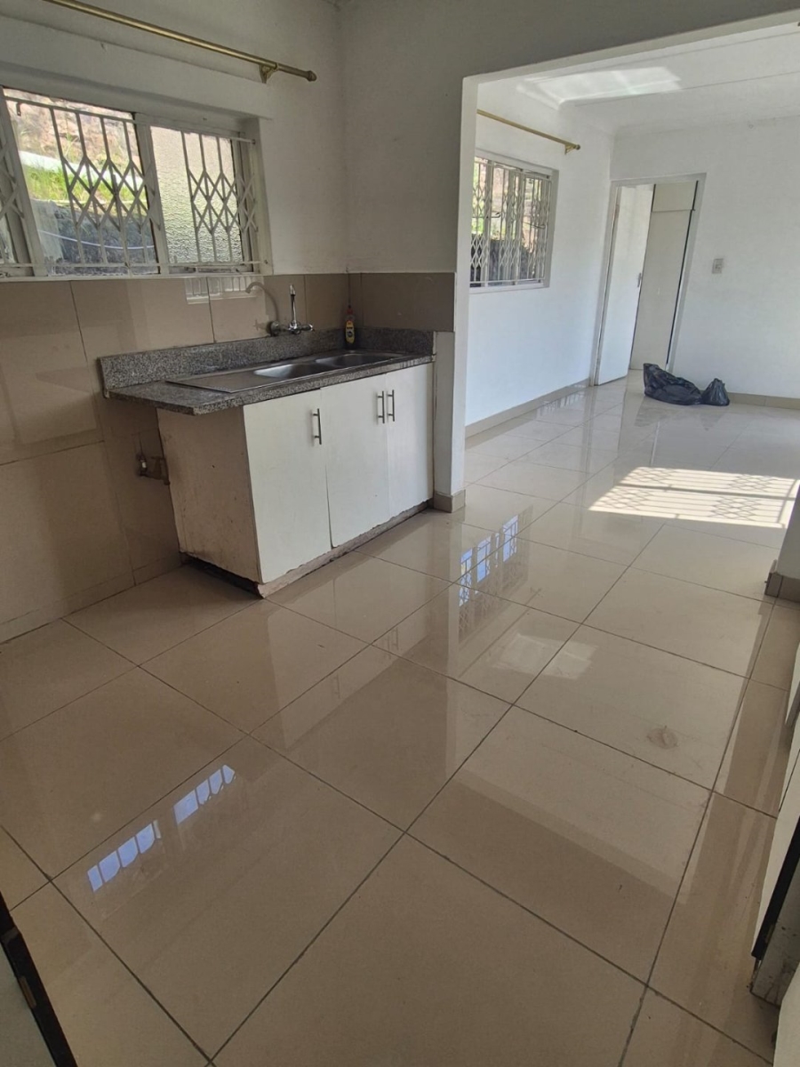 To Let 2 Bedroom Property for Rent in Silverglen KwaZulu-Natal