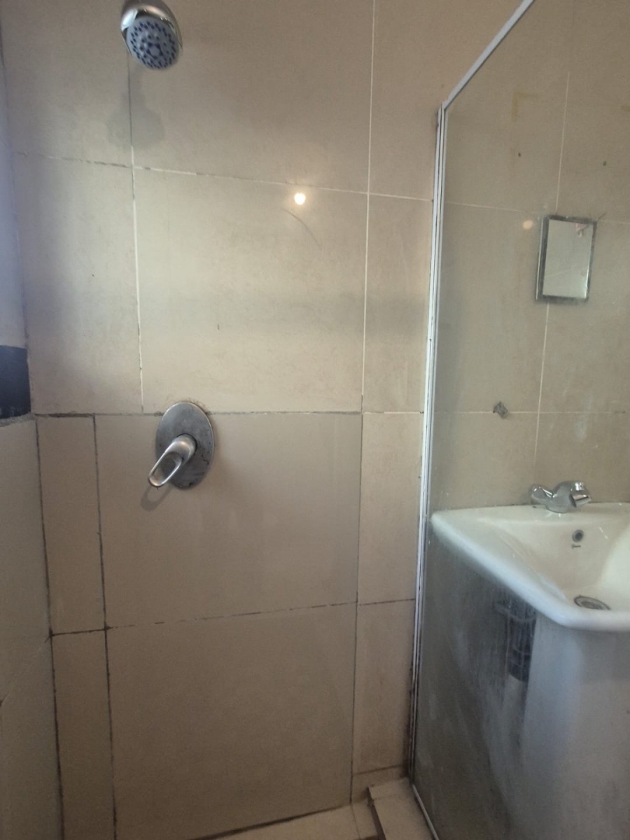 To Let 2 Bedroom Property for Rent in Silverglen KwaZulu-Natal