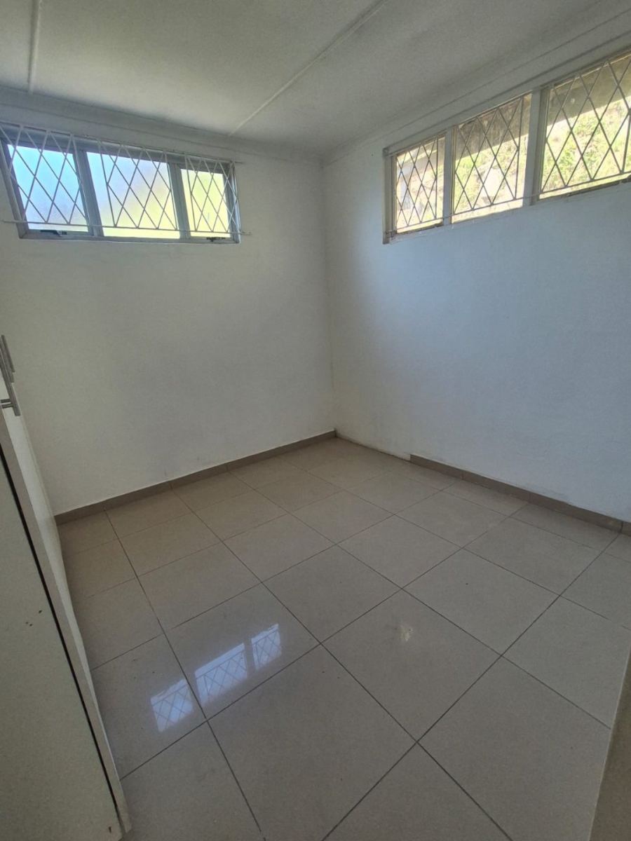 To Let 2 Bedroom Property for Rent in Silverglen KwaZulu-Natal